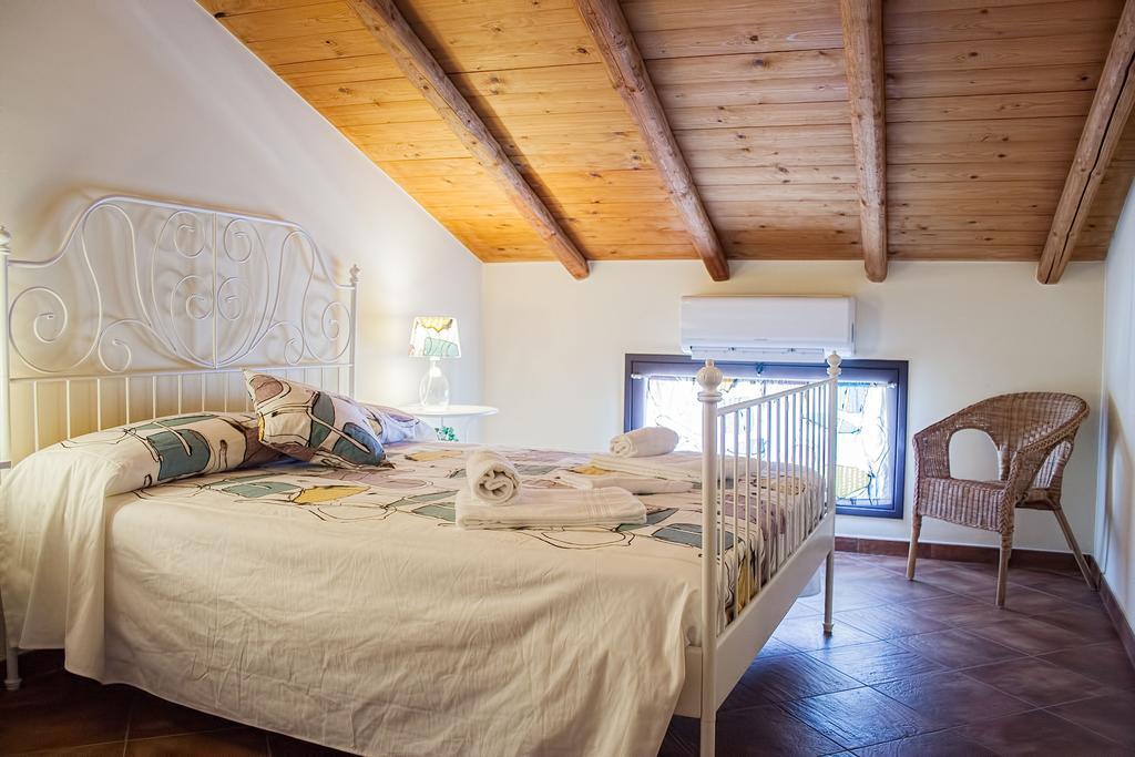 Hostel Le Coccole Katania Pokój zdjęcie