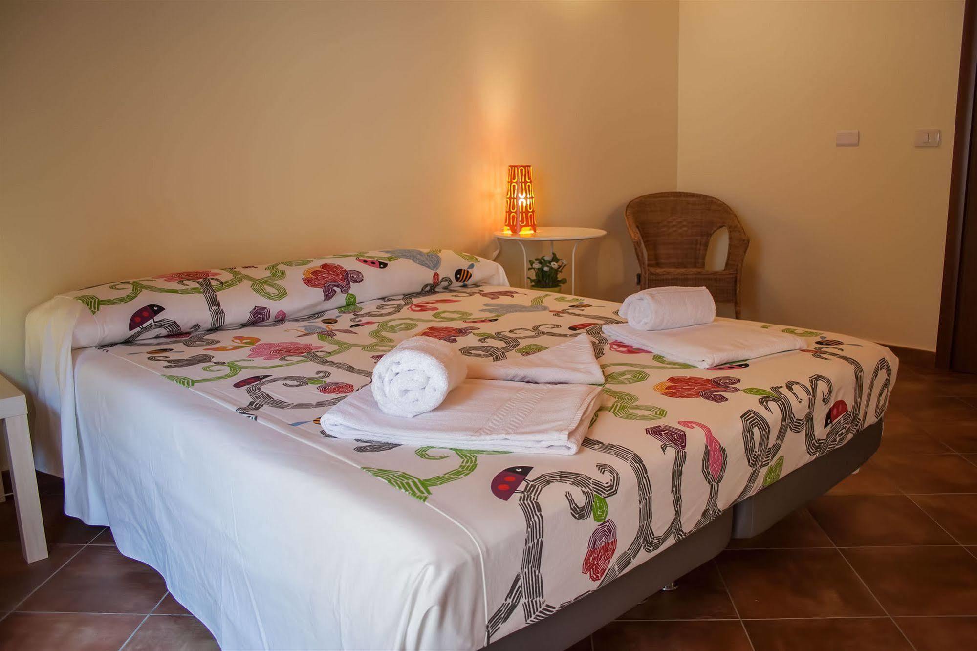 Hostel Le Coccole Katania Zewnętrze zdjęcie